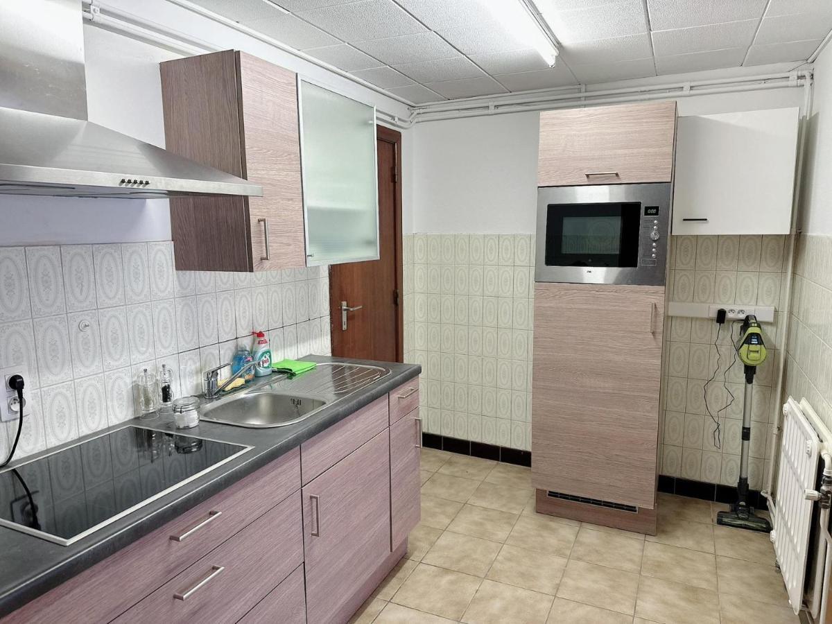 Centre Apartment *
